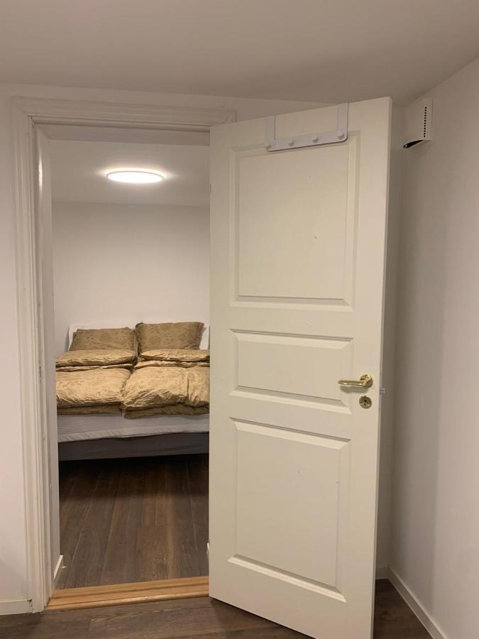 Beautiful 2 Rooms Apartment In Klofta,Near Oslo Airport& Oslo Exterior foto